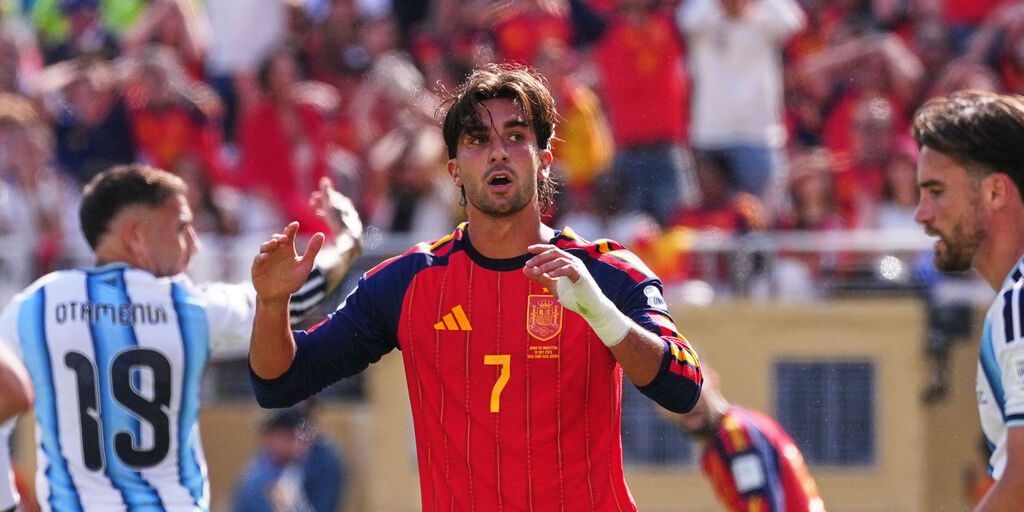 Copertina: E' Ferran Torres l'uomo della Provvidenza: la Spagna è campione del mondo!