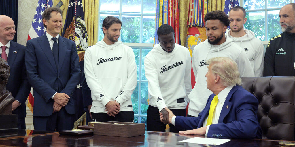Copertina: Mondiale per Club, prima del debutto la Juventus incontra Trump nello Studio Ovale