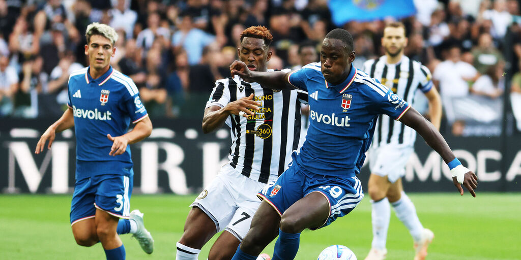 Copertina: Como, debutto soft: Douvikas risponde a Kamara, è 1-1 a Udine