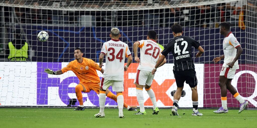Eintracht a valanga sul Galatasaray, turchi travolti da ben cinque reti