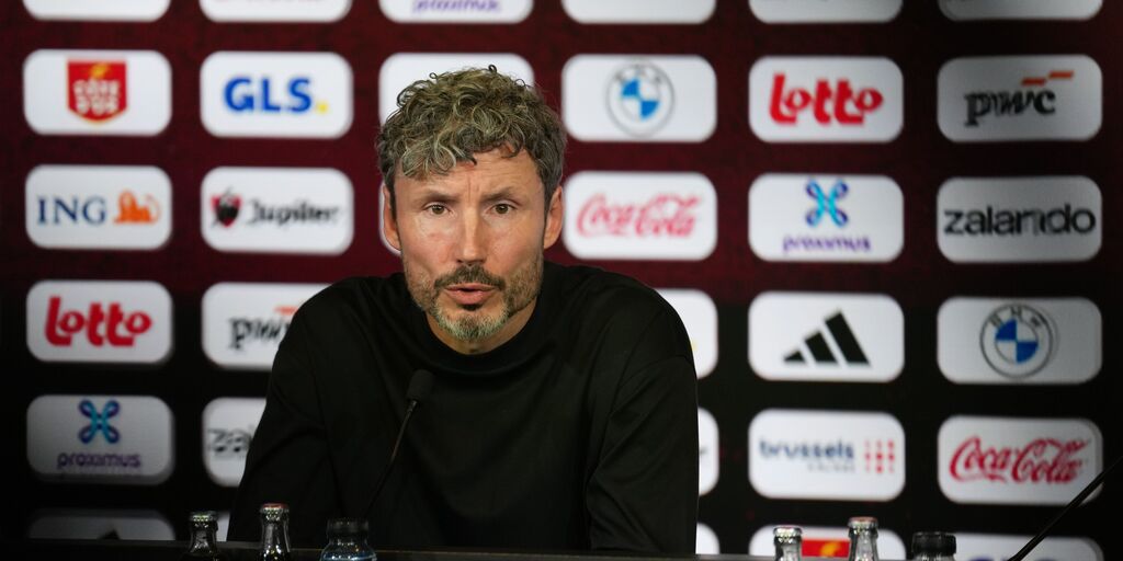 Van Bommel: "Moreira giocherà spesso da titolare al Milan. Lukaku? Gli serve ancora tempo"