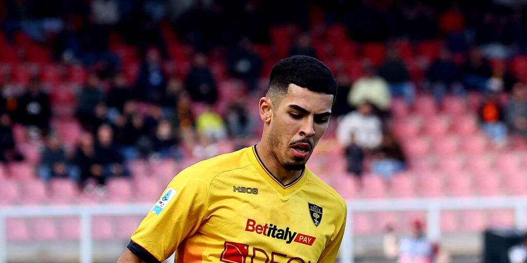 Copertina: Lecce, sabato c'è la Juventus: personalizzato anche per Veiga