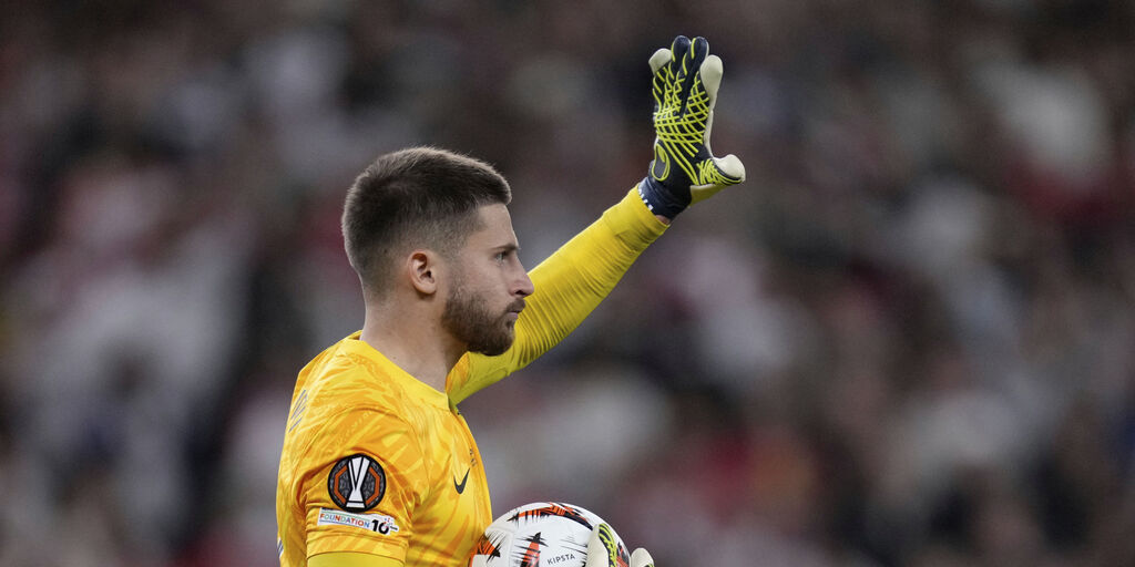 Copertina: Juventus, occhi su Vicario e Udogie: maxi-operazione col Tottenham?