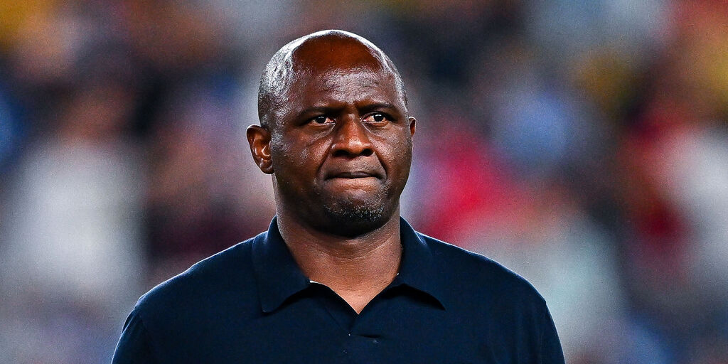 Copertina: Genoa, Vieira: "Ekhator talento in cui avere fiducia, abbiamo bisogno di Malinovskyi"