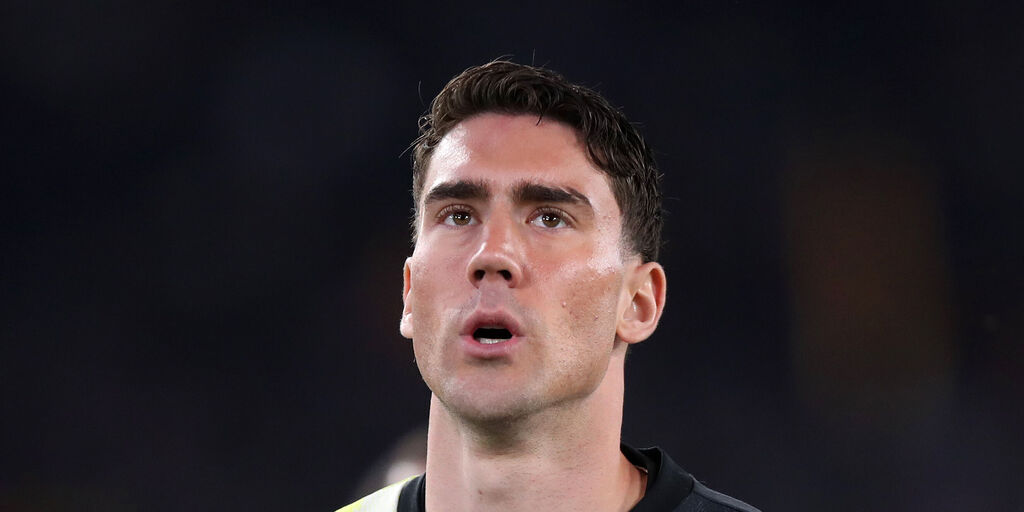 Copertina: Vlahovic, gli agenti chiedono la buonuscita: la risposta della Juventus