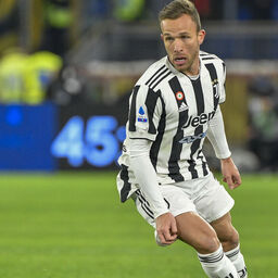Copertina: Juventus, nessun accordo con il Gremio: Arthur rientrerà dopo il prestito
