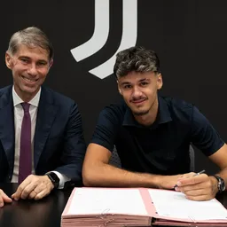 Copertina: UFFICIALE - Juventus, ecco Alajbegović: i dettagli dell'affare