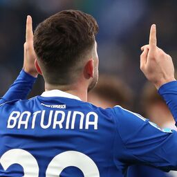 Copertina: Como, Baturina ammette: "Sì, guardo la classifica! Le altre sono vicine..."