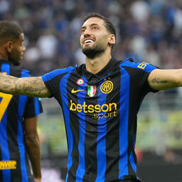 Copertina: E' amaro il ritorno a Parma di Gilardino: l'Inter passeggia e vince 3-0