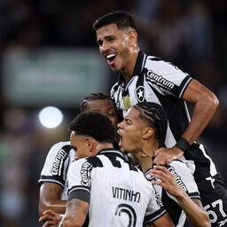 Copertina: Calciomercato Bologna: Lucumì non rinnova, subito il sostituto