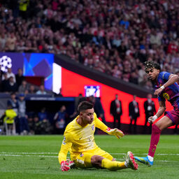 Copertina: L'Atletico perde ma va in semifinale, al Barcellona non basta Yamal