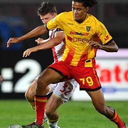 Copertina: Banda eroe di Lecce: battuto il Genoa, è salvezza!