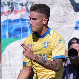 Copertina: Frosinone, esulta Alvini: recupero lampo per Raimondo