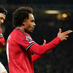 Copertina: Calciomercato Como: spunta Zirkzee per l'attacco, beffa Juve?