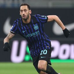 Copertina: Inter, risentimento per Çalhanoğlu. Le ultime su Bastoni e Thuram