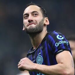 Copertina: Inter, Calhanoglu spera nella Supercoppa: poi le ultime su Acerbi e Dumfries