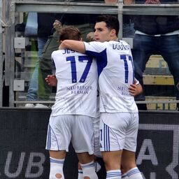 Copertina: Il Como non brilla, Da Cunha sì: a Cagliari è 1-2 per i lariani