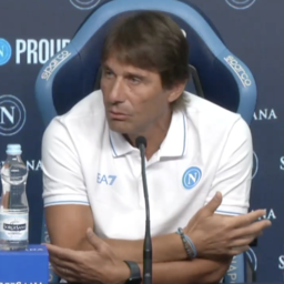 Copertina: Napoli, Conte: "Meret è a disposizione, ha recuperato"