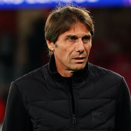 Copertina: Napoli, allarme per Conte: problemi per Juan Jesus in allenamento