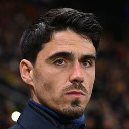 Copertina: Parma, Cuesta: "Nessun recupero, si ferma anche Bernabé"