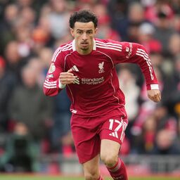 Copertina: L'Inter rilancia per Curtis Jones, la risposta del Liverpool