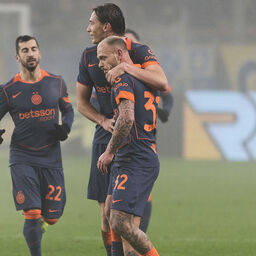 Copertina: Dimarco-Thuram: l'Inter vince 2-0 a Parma e allunga in vetta