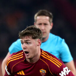 Copertina: Roma, Ferguson con tutore e stampelle: le ultime