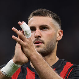 Copertina: Milan, Gimenez potrebbe salutare: tre nomi per il sostituto