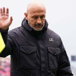 Copertina: Bologna, Italiano: "Contro l'Aston Villa ce la giochiamo. Castro tornerà a fare gol"