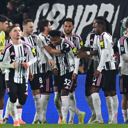 Copertina: Cabal all'improvviso: la Juve vince a Bologna. Ma David stecca ancora