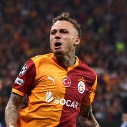 Copertina: A Istanbul è pioggia di gol: il Galatasaray rifila una cinquina alla Juventus