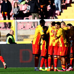 Copertina: Falcone e Berisha trascinano il Lecce: battuto 2-1 il Torino