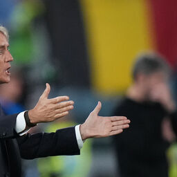 Copertina: Italia, Mancini: "Dobbiamo rimanere tranquilli, cambieremo qualcosa"