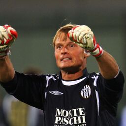 Copertina: Dramma in Austria, morto l'ex portiere Manninger