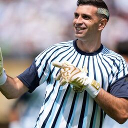 Copertina: Juventus, ritorno di fiamma per Emiliano Martinez