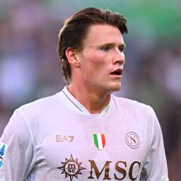 Copertina: Cambio forzato per Conte, infortunio per McTominay