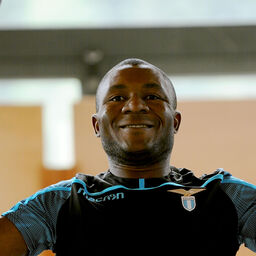 Copertina: Minala: "Con la storia dell'età mi hanno massacrato, sogno un ritorno alla Lazio"