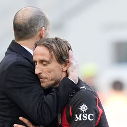 Copertina: Milan, Modric in rossonero ancora un anno. E dopo...