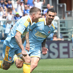 Copertina: Basta Alberto Moreno: il Como batte il Parma 1-0 e aggancia la Juve