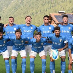 Copertina: Napoli, allenamento mattutino per gli azzurri: in 4 lavorano in palestra