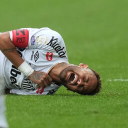 Copertina: Brasile, nuovo infortunio per Neymar: può saltare l'esordio ai Mondiali