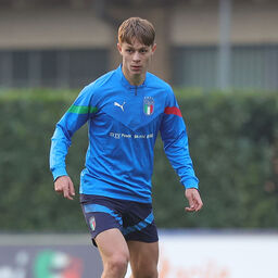 Fiorentina, Nicolussi Caviglia: "Spero che Kean si ripeta, voglio essere protagonista" Copertina: Fiorentina, Nicolussi Caviglia: "Spero che Kean si ripeta, voglio essere protagonista"