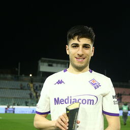 Copertina: Fiorentina, per Parisi tempi di rientro più lunghi del previsto