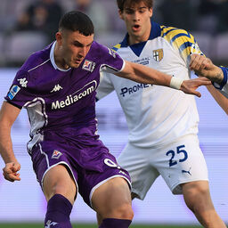 Copertina: La Fiorentina spara a salve, il Parma mette un altro mattoncino