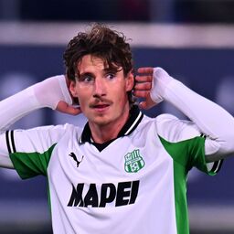Copertina: Sassuolo, Pinamonti: "Il gol è fondamentale, voglio arrivare in doppia cifra"