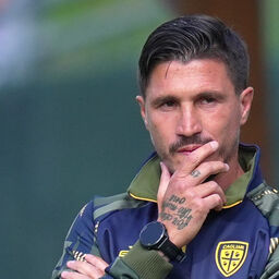 Copertina: Cagliari, Pisacane: "Esposito non ha detto di voler andare via"