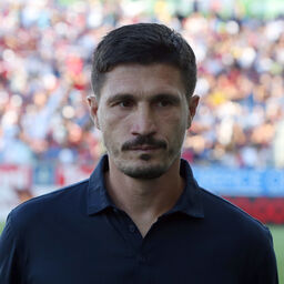 Copertina: Cagliari, Pisacane: "Kilicsoy può partire titolare, ecco le condizioni di Luvumbo e Pavoletti"