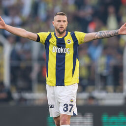 Copertina: Napoli, si propone Skriniar: "Mi piacerebbe molto giocare con Lobotka"