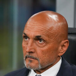Copertina: Juventus, il ritiro è alle porte, ma la rosa è in alto mare
