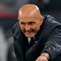 Copertina: Juve, Spalletti e l'annuncio alla squadra sul rinnovo: "Ho accettato senza esitazione"